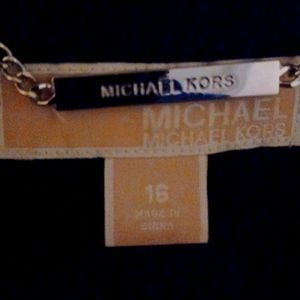 Michael  Kors outfit  size 16 in blue/white  pinned stripped